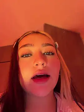 Daniela_ruizz webcam