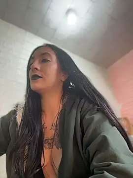 SALOME_KORLAND live cam on StripChat