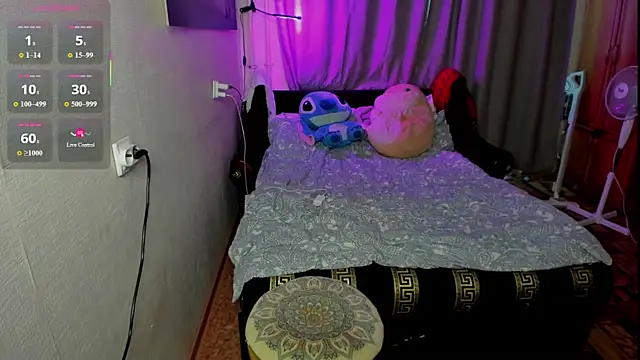 monica__elder webcam