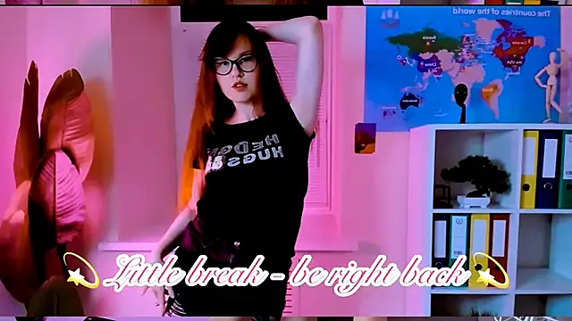 CarolGiggly live cam on StripChat