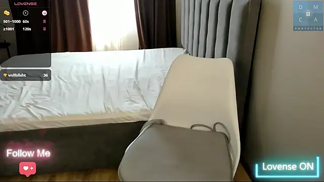 MinaDiamondd webcam