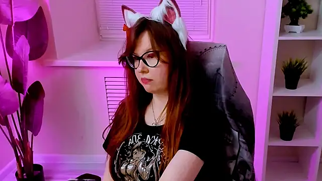 CarolGiggly webcam