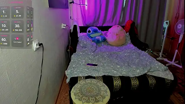 monica__elder webcam