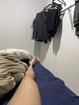 Filho22cm live sex cam