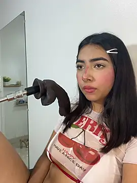 cherry_skinnyy_ webcam