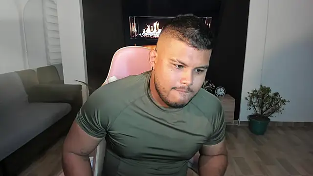 Camilo_caballero live cam on StripChat