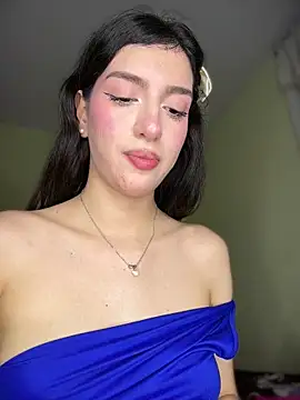 emily-hottson