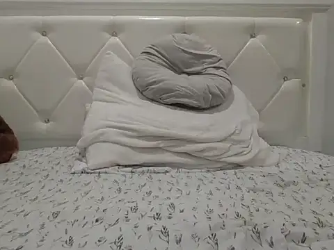 exotico2505 live sex cam