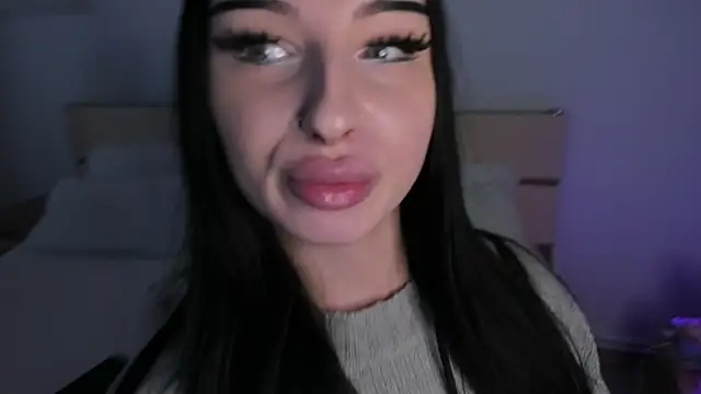 ScarlettJakobs live cam on StripChat