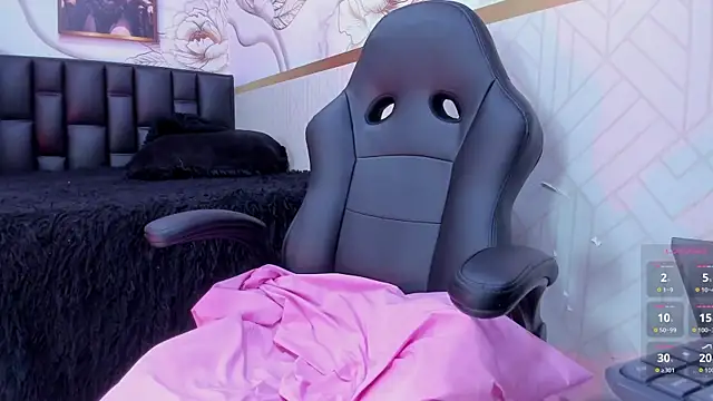 alicee__mature