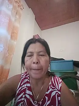 TropicalFlower live cam on StripChat