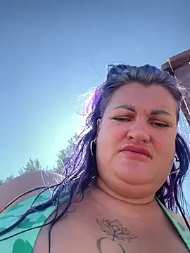 QueenOfBalloons webcam