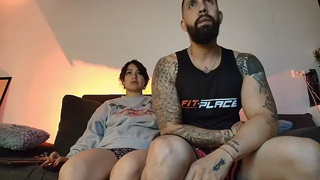 Alyssa_and_DAngelo webcam
