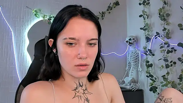 Elastikisss Live Web Cam Show