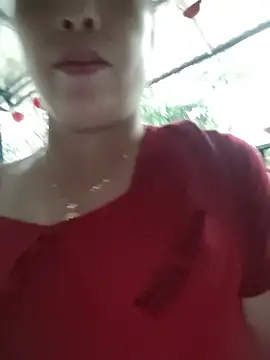 jordanxo_69 (F milf) - Ước gặp bụt thương em