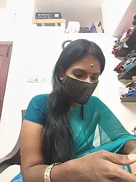 Tamil_Yalini12 live cam on StripChat