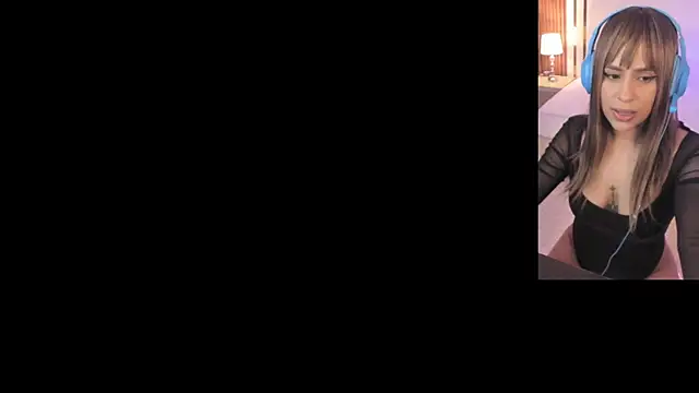CookiesAndBoots live sex cam