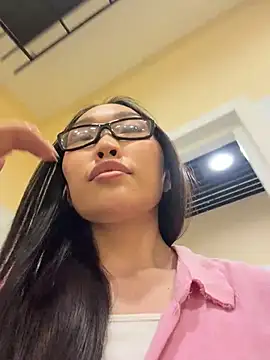 trytomakememoam webcam