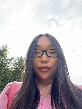 trytomakememoam webcam