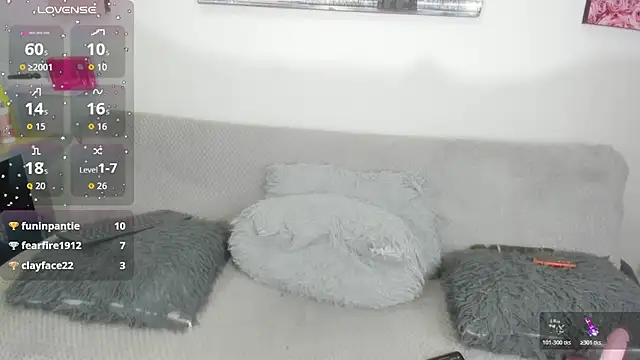 lele_669 (F young) - NAKED!!!