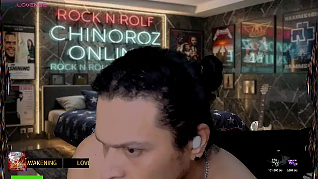 chino_roz (Ask my age) - shirt off + smoke