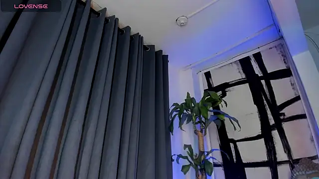 naughty_blue (T teen) - show oil naked