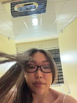 trytomakememoam webcam
