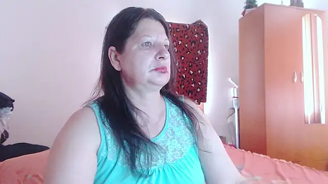 ExtasyMature live cam on StripChat