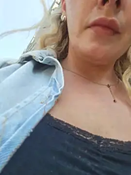 Dirtyfeelin webcam
