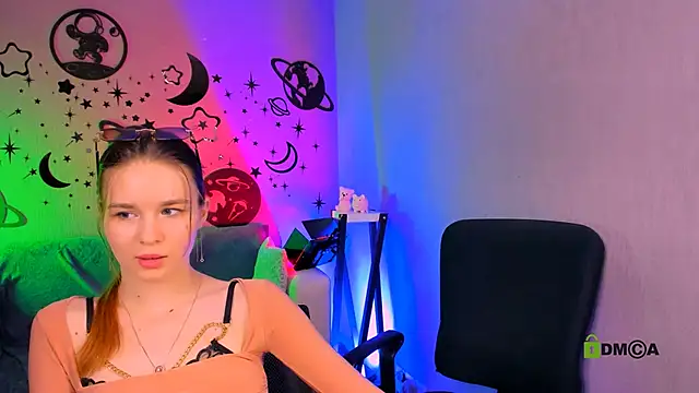 bella_dorn (G teen) - doggy in panties(one girl)