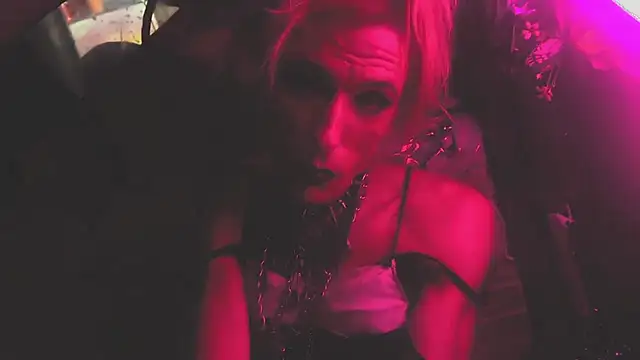 Model: TgirlBrat