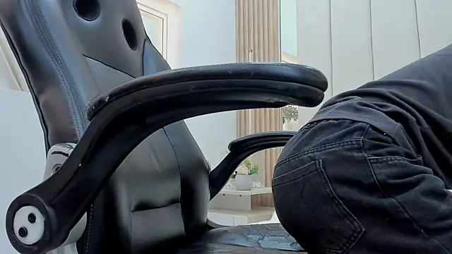 adams_bobby webcam