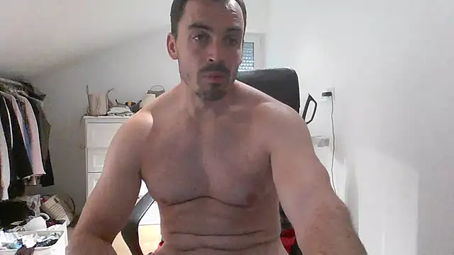 Hammer_Top live cam on StripChat