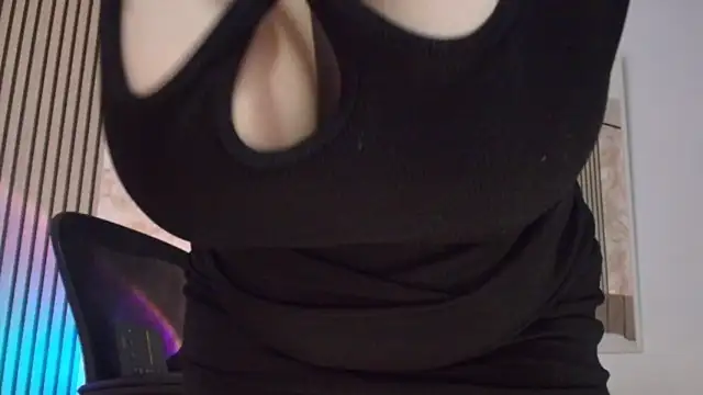 JuliRamirez webcam