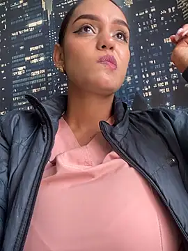 Sara-77 webcam