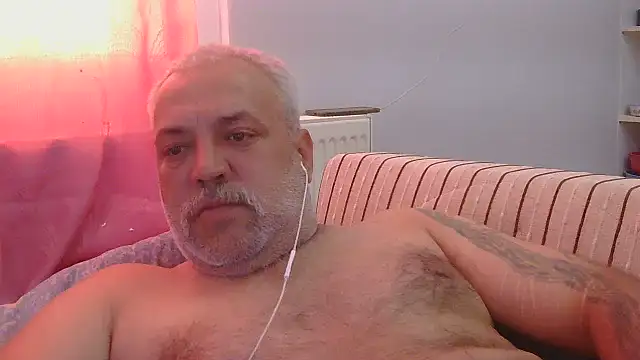 husoizmir live cam on StripChat