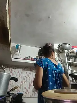 Sexy-Suhani2