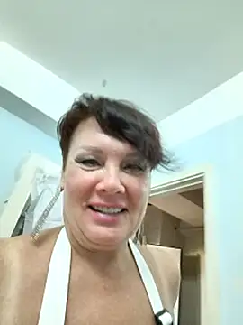 _lady_red_ (G mature) - naked