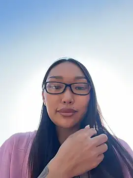 trytomakememoam webcam