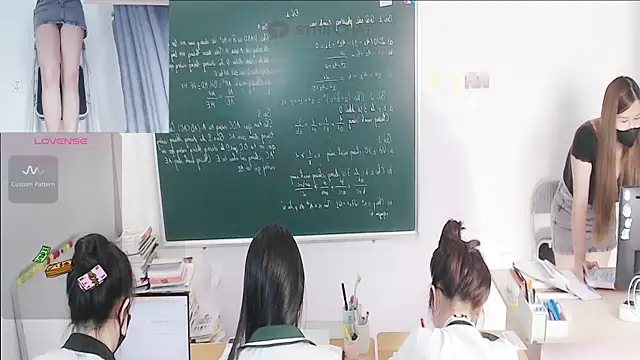_Math_ Live Webcam on Stripchat