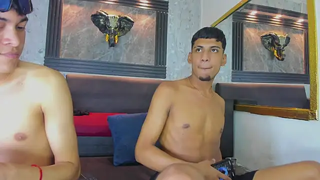 Yeff_26 live cam on StripChat
