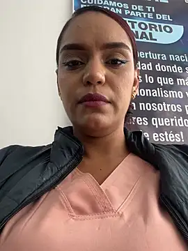 Sara-77 live webcam show