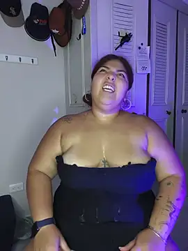 kendra_lil_evill webcam