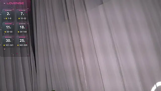 sweetauraa - SweetAuraa's free webcam - UK Sex Cams
