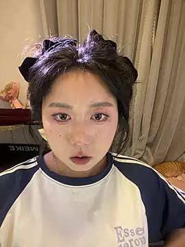 oooooBaby129 webcam