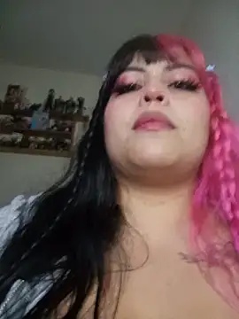 Pinky-Flower live cam on StripChat