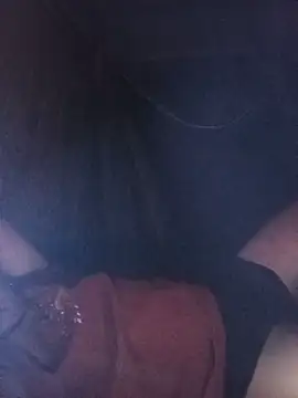 Henry-2k live cam on StripChat
