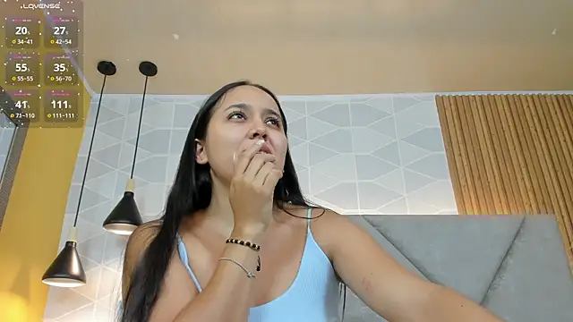 sammy_fit_ (F young) - Show feet, oiled footjob 👣🍆