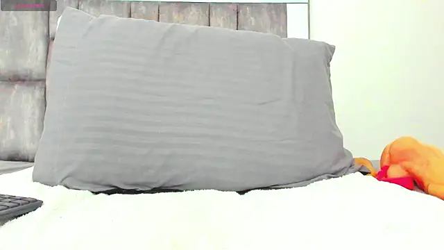 alyssia_ocean webcam