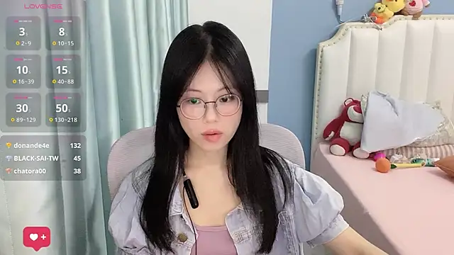 luna-666 stripchat